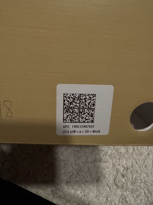 Продаются кроссовки Michael Kors (оригинал)