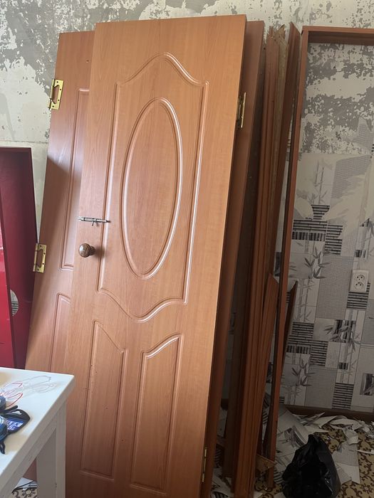 Продам двери по 5 тысяч