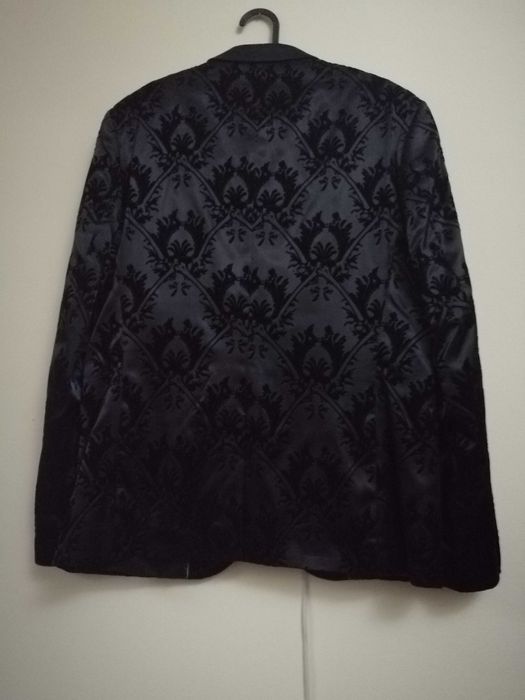 Smoking, plus pantaloni