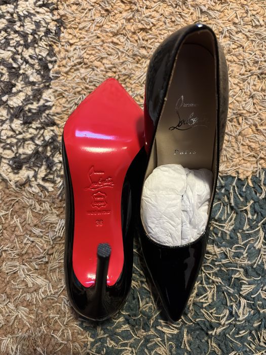 Pantofi Christian Louboutin „Kate”