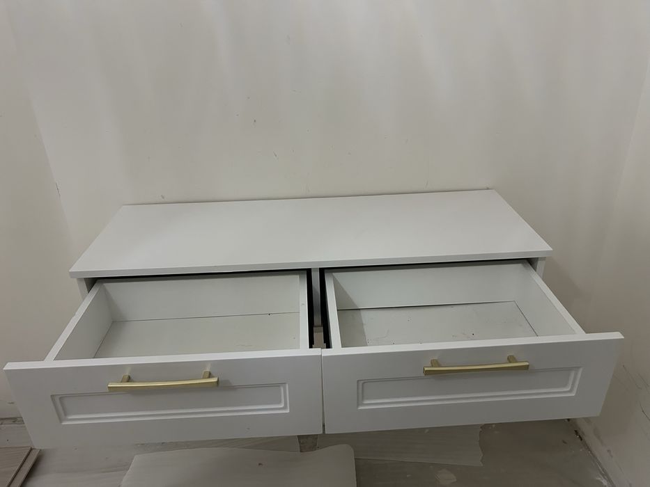 Продам камод 1 м