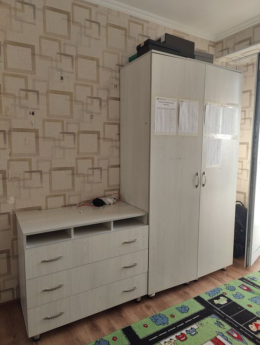 Срочно продам подростковую  мебель