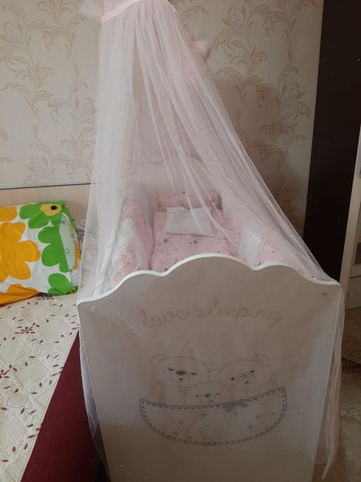 Продам новую детскую кроватьку