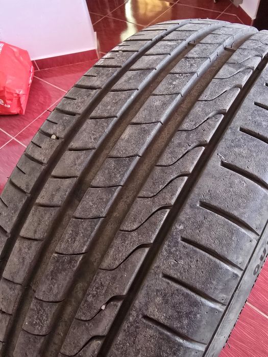 Vand cauciucuri de vara 215 45 R18