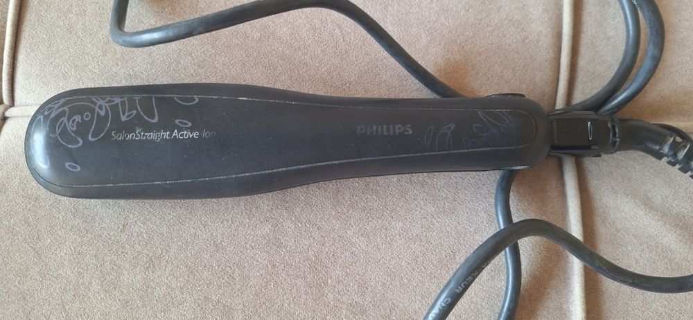 Утюжок для волос Philips