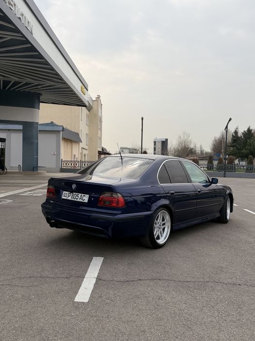 BMW E39 M52B2.5 автомат продается