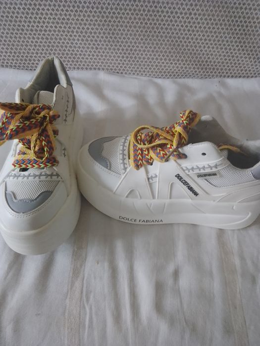 Красотки на платформе