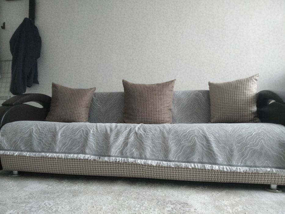 Продам диван в отличном состоянии