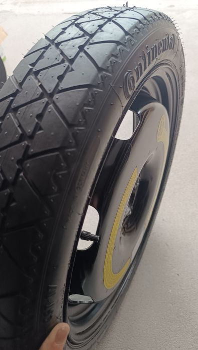 Продавам ВСЯКАКВИ Части за Голф 5ци (10+), имам части и за други коли.