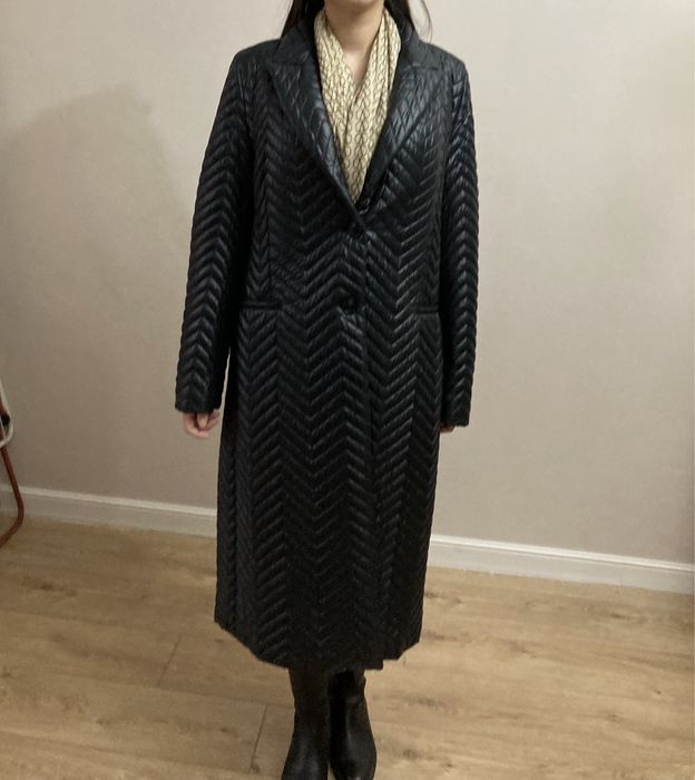 Стеганное пальто, абсолютно новое