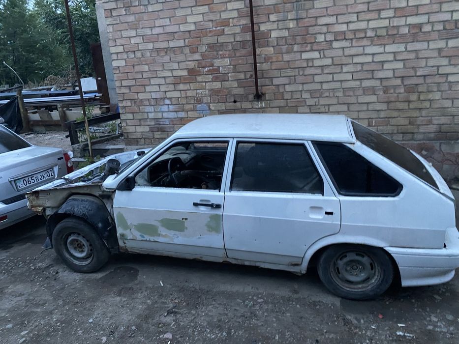 ваз лада 2114 голый