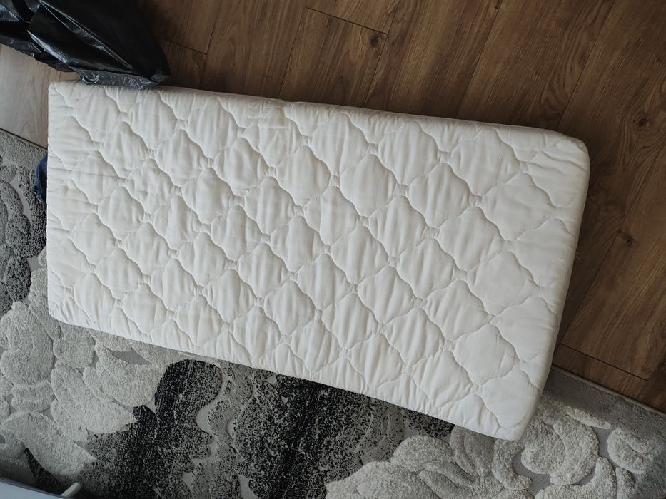 Сгъваема кошара с матрак