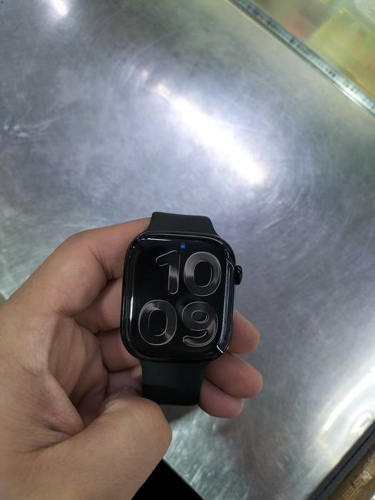 Apple watch 11/46