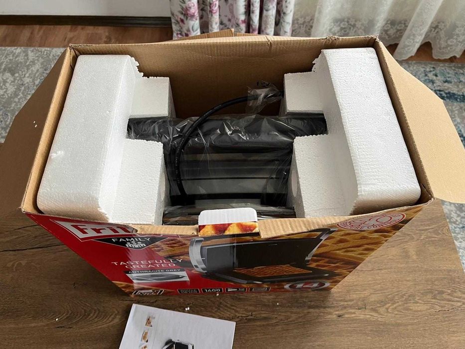 Aparat de vafe combinat Fritel CW2438 4x7