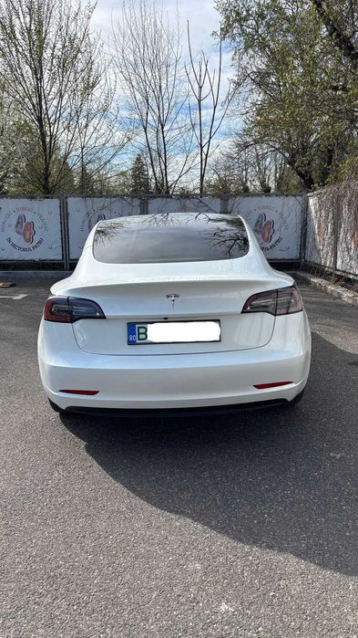 Tesla model 3 2023 Long range