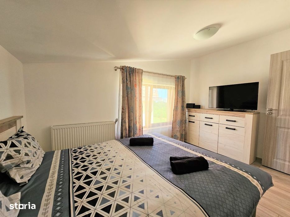 Apartament 7 camere, 200 mp, 3 niveluri, parcare- Borhanci