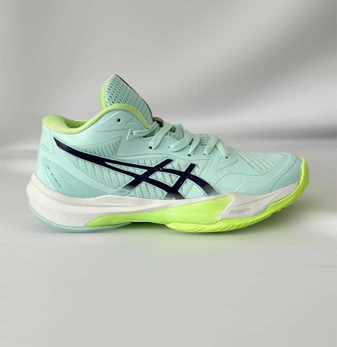 Волейбольные кроссовки 19900