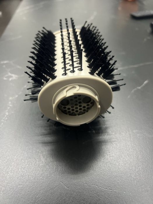 Shark flexStyle   овална четка