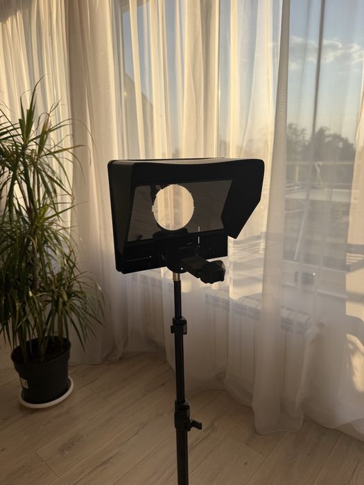 Feelworld TP10 Teleprompter Pliabil