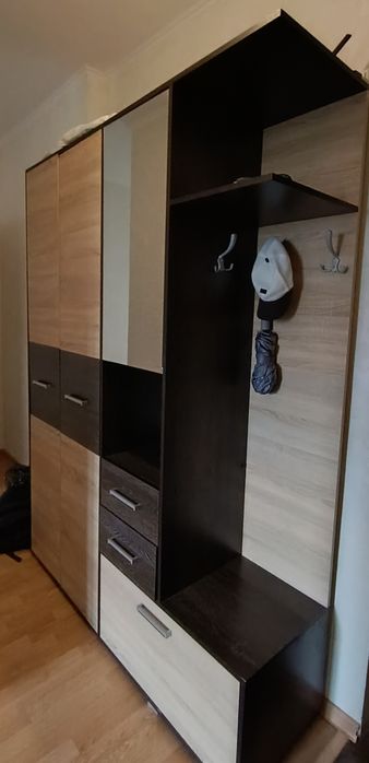 Шкаф для прихожей