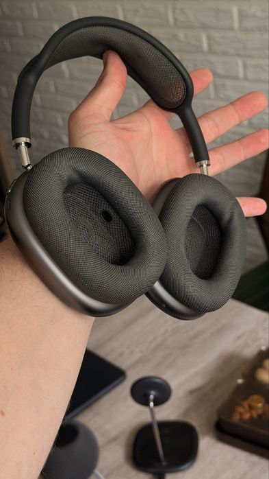 Airpods Max lightning