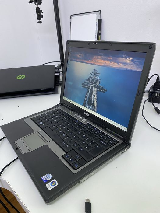 Ноутбук dell latitude
