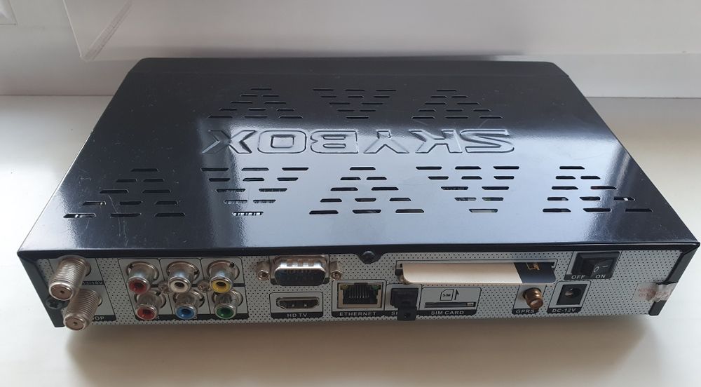 Тюнер  SKYBOX A4