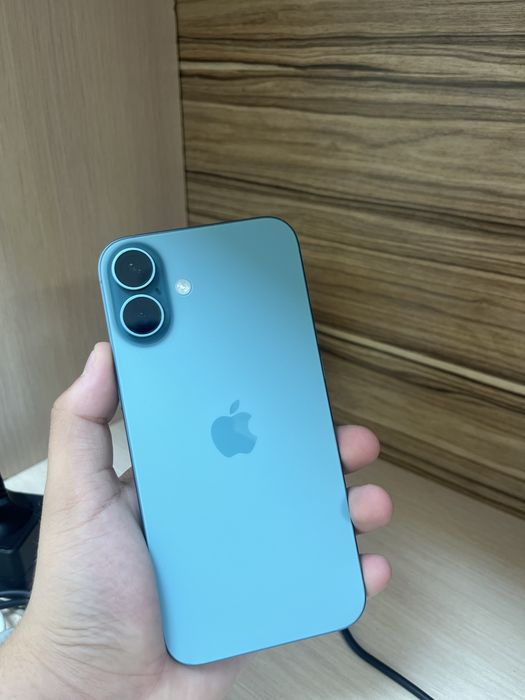 Продам Iphone 16+ в идеальном состоянии