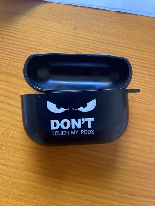 Продам Airpods Pro, оригинал