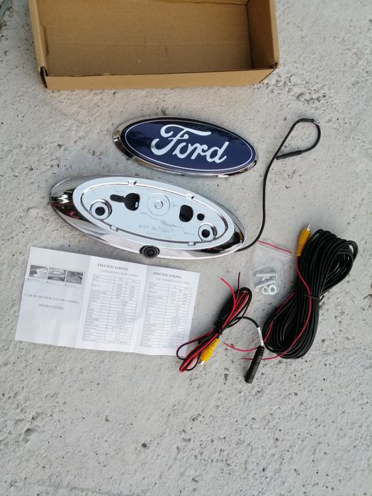 Emblema Ford cu camera marșarier, produs NOU, în cutie