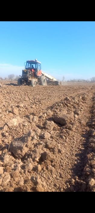 YTO 1302 BULDOZER sotiladi