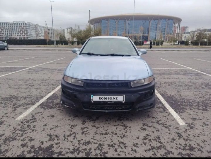 Митсубичи галант