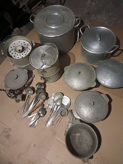 Продам посуду б/у в хорошем состоянии