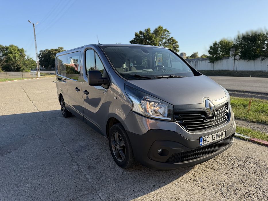 Renault Trafic 6 locuri