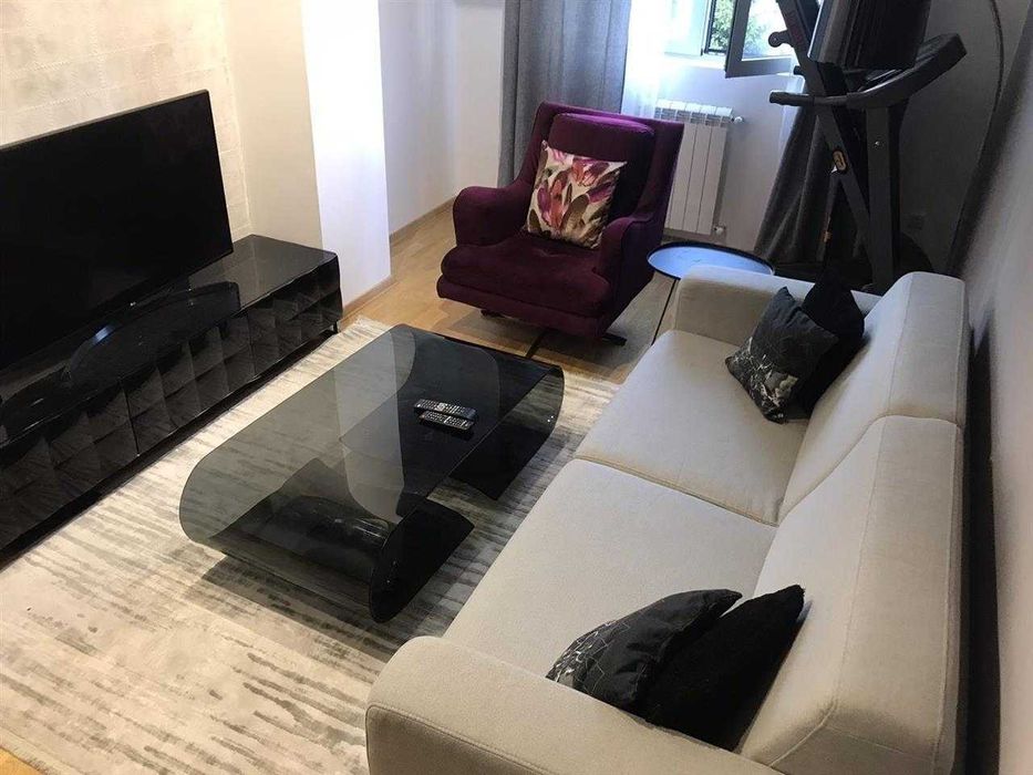 Дава се под наем Двустаен апартамент в Бургас, Възраждане - 48 кв.м за 229.5 € - Снимка #2