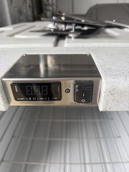 МобилнаХладилна камера Coldtainer F0720/NDN – 720 л, ATP, 12/24V, 2025 г.