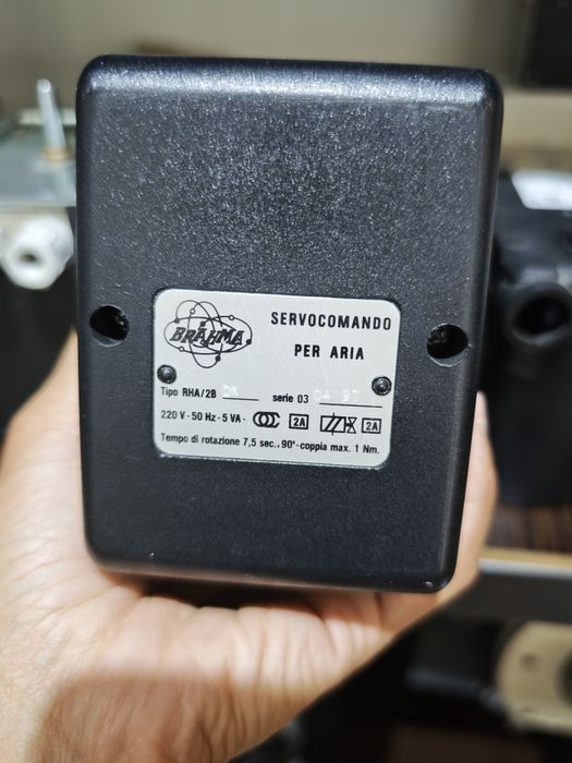 Контроллер погружного датчика температуры Siemens RLE162 24В MG557-3