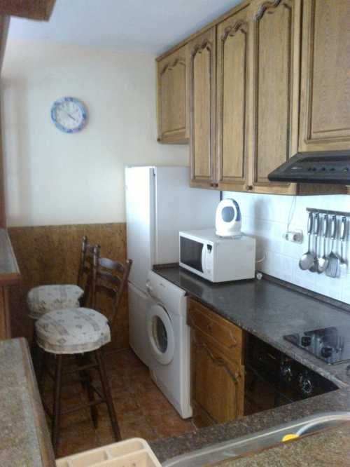 Дава се под наем Двустаен апартамент в София, Център - 65 кв.м за 600 € - Снимка #1