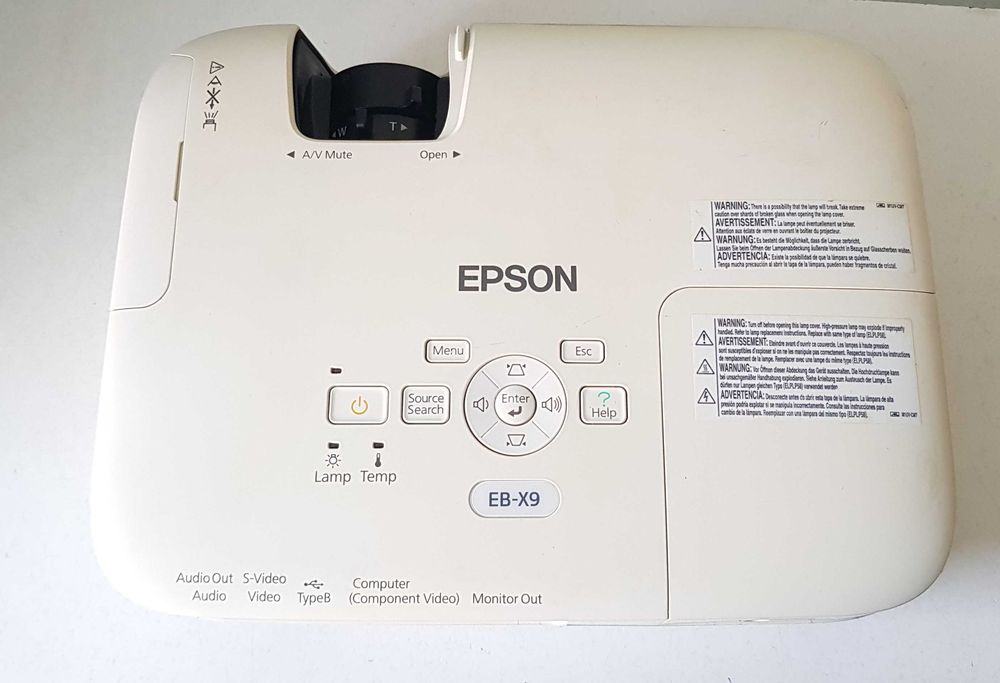 Epson EB-X9 LCD videoproiector proiector filme video 3 LCD