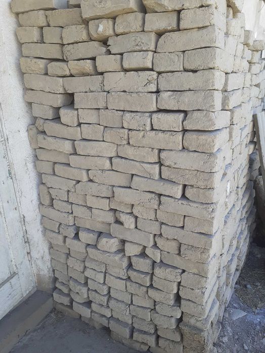 Продаются кирпичи сырец б/у