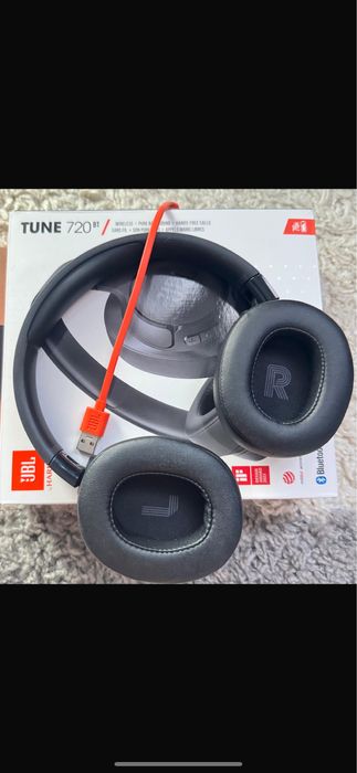 Vand casti JBL Tune 720 BT