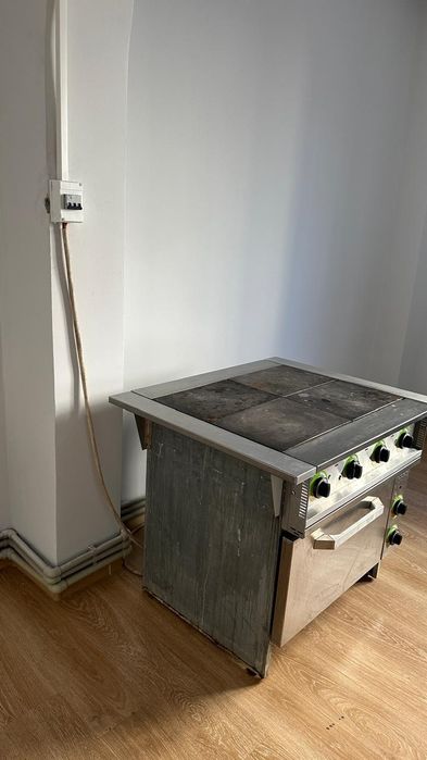 Плита срочно продам