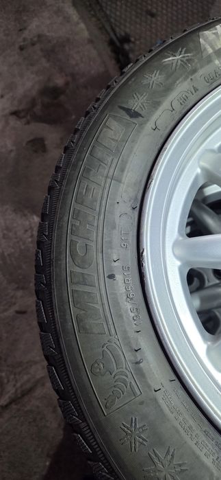 BMW E36 кабрио джанти със зимни гуми  195/65/15. 7J×15  ET47  5×120