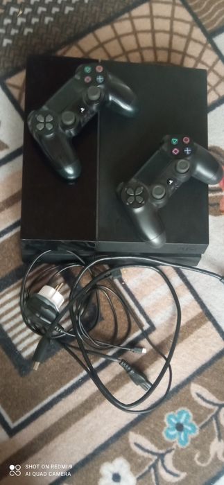 Ps 4 fat tiniq xolatda, fc2026 oyin yozilgan, 500 GB hotira.