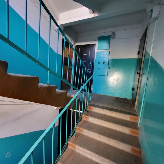 Продам 2 ком кв 49 м2 в районе автопарка