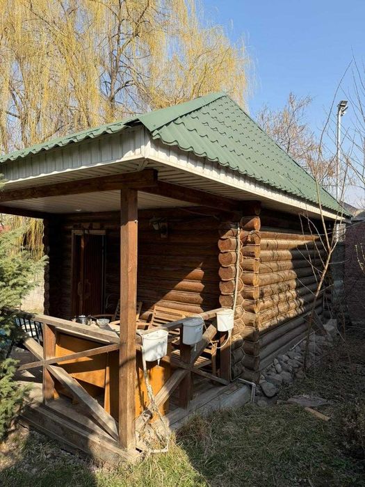 Продам баню со сруба