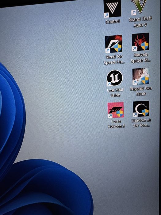 Игровой ноутбук MSI 15 144Ghz RTX 4060 8 gb 16gb 1T SSD