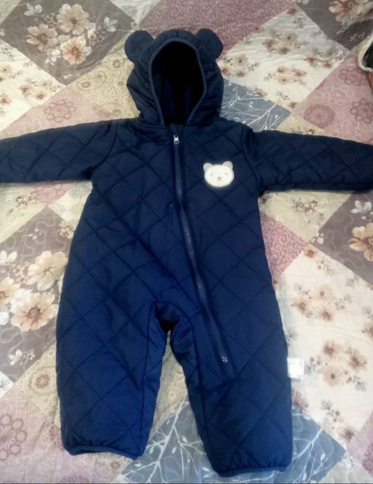 Продам комбинезоны.1зима,2осень-весна