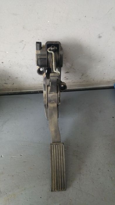 pedala acceleratie 2.0 cdi mercedes a-class w169 a1693000304