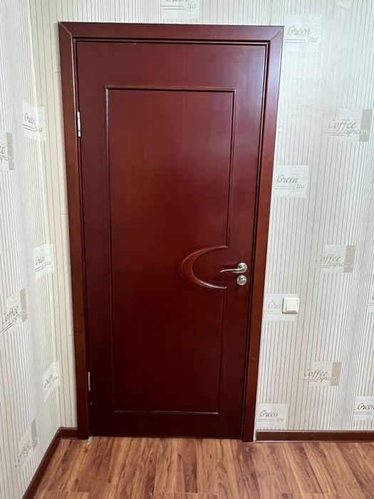 Продам межкомнатные двери
